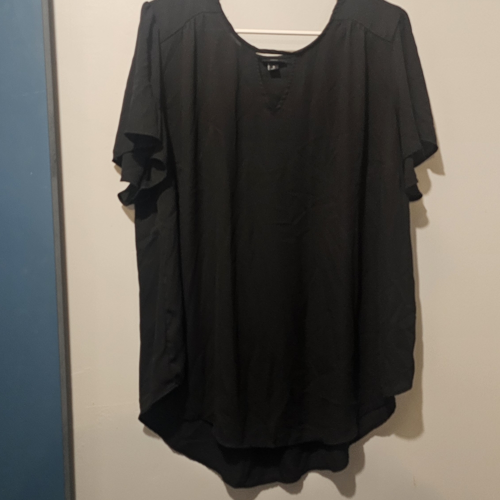 Torrid - Harper - Black Short Sleeve Blouse - Size 3xl